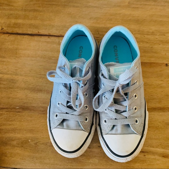 Cute Boys Converse Sneakers - Picture 2 of 4